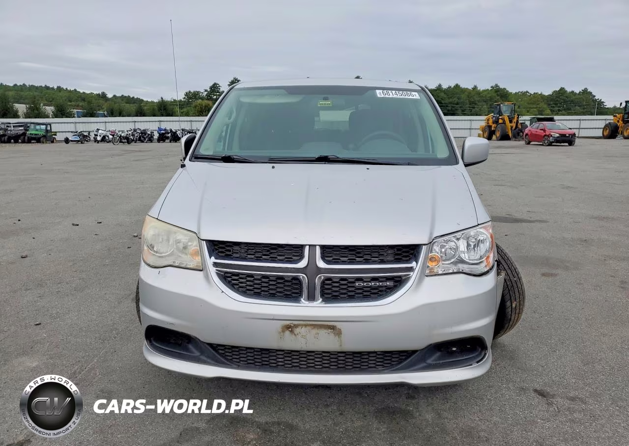 2011 Dodge Grand Caravan Mainstreet VIN:2D4RN3DG4BR630066 - 5