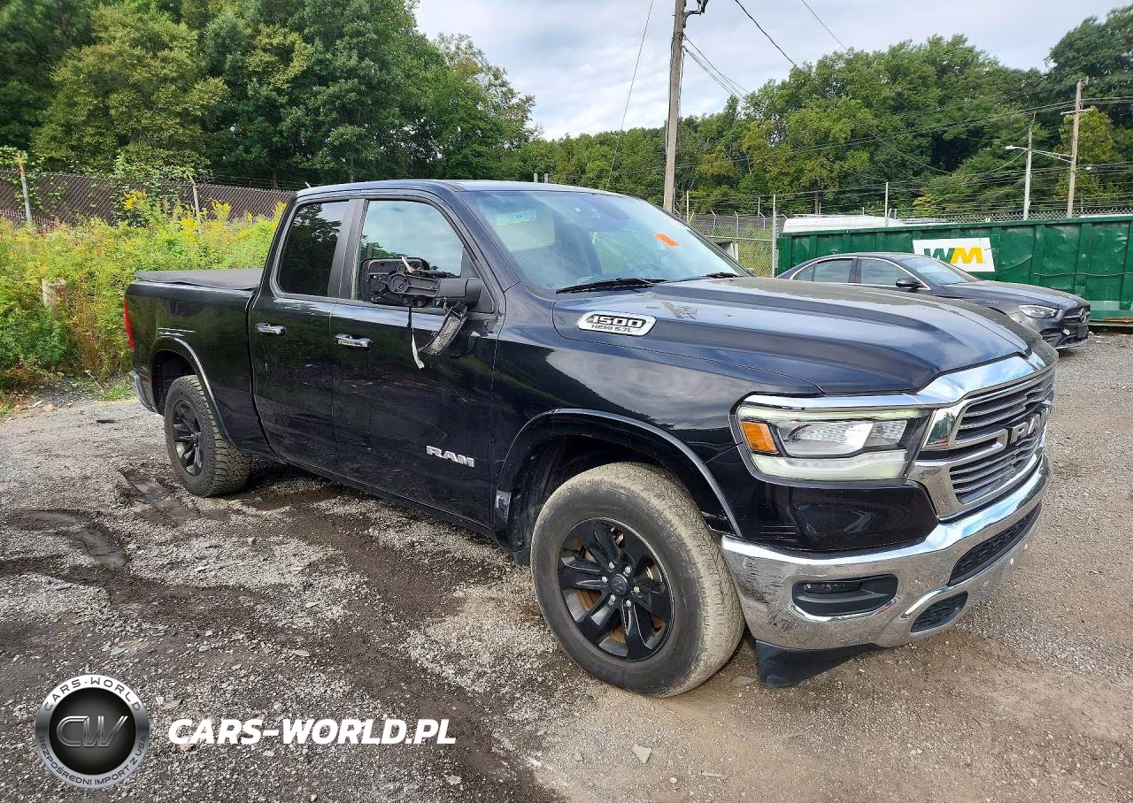 2020 Ram 1500 Laramie VIN:1C6RREDT2LN320465 - 4