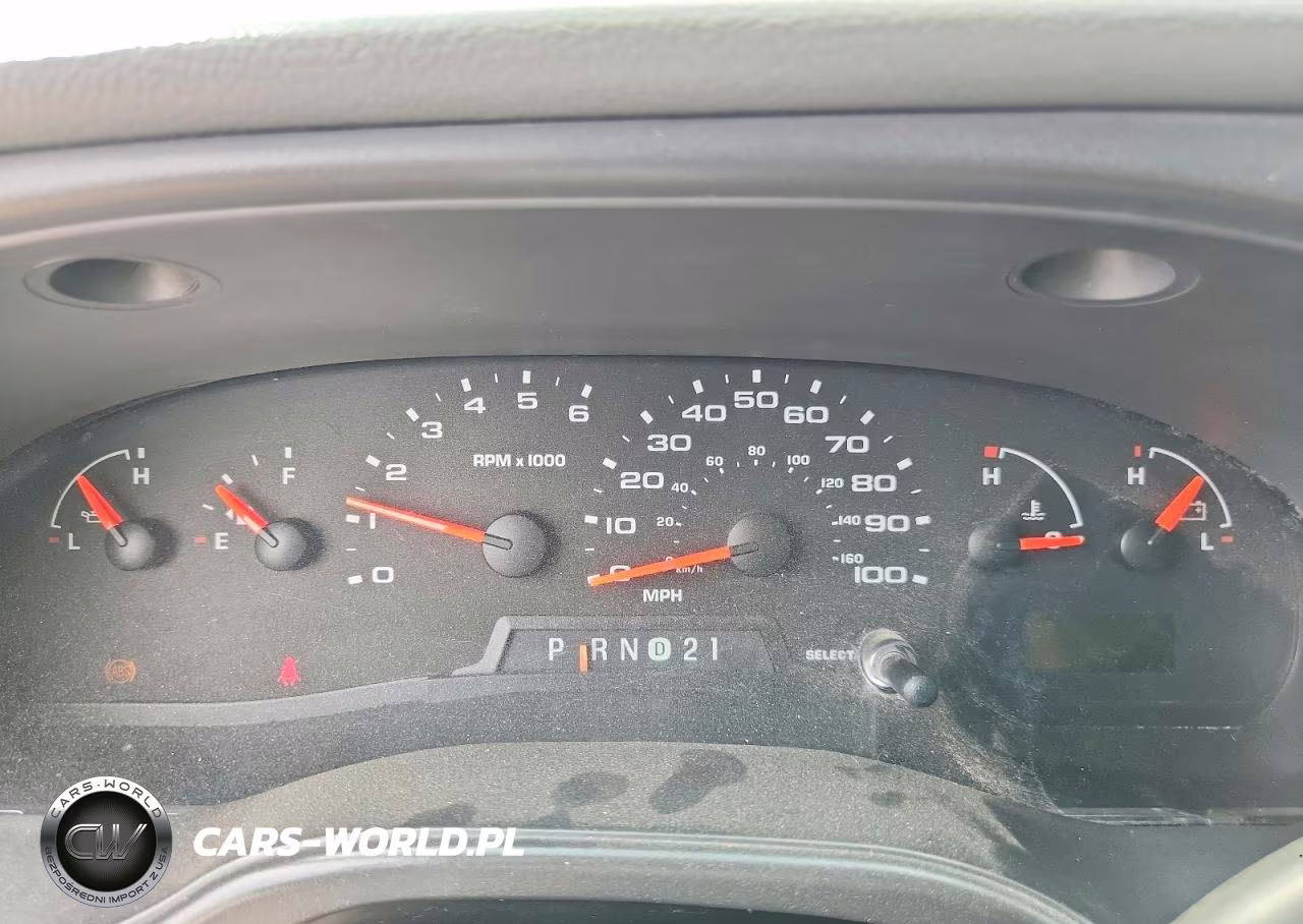 2005 Ford Econoline E250 Van VIN:1FTNE24WX5HA66839 - 9
