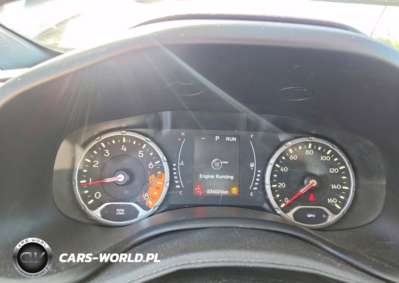 2018 Jeep Renegade Latitude VIN:ZACCJBBB9JPJ37595 - 9