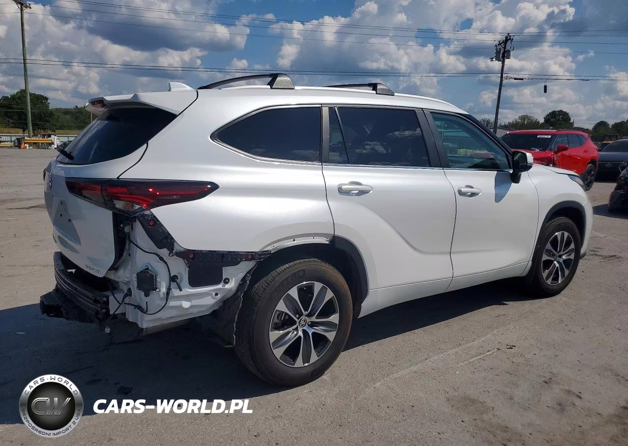 2024 Toyota Highlander Xle VIN:5TDKDRBH4RS544550 - 3