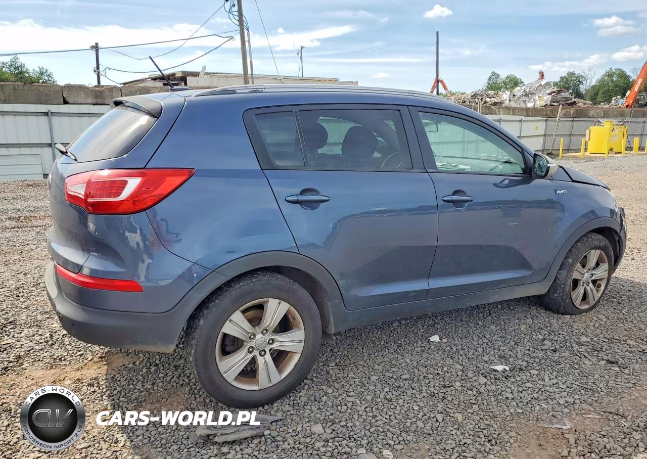 2013 Kia Sportage Lx VIN:KNDPBCA22D7509322 - 3