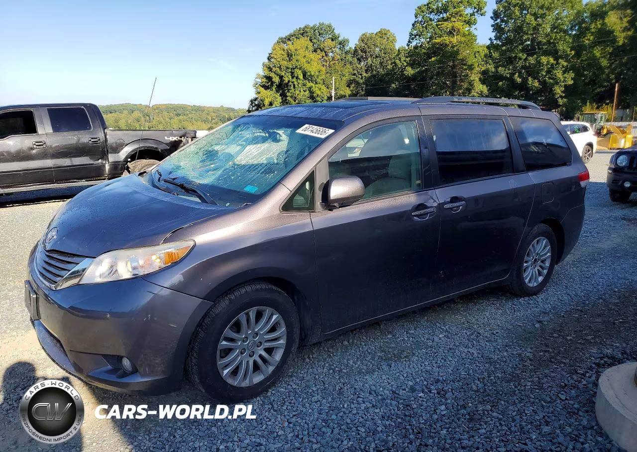 2012 Toyota Sienna Xle 8-Passenger VIN:5TDYK3DC2CS263899 - 1