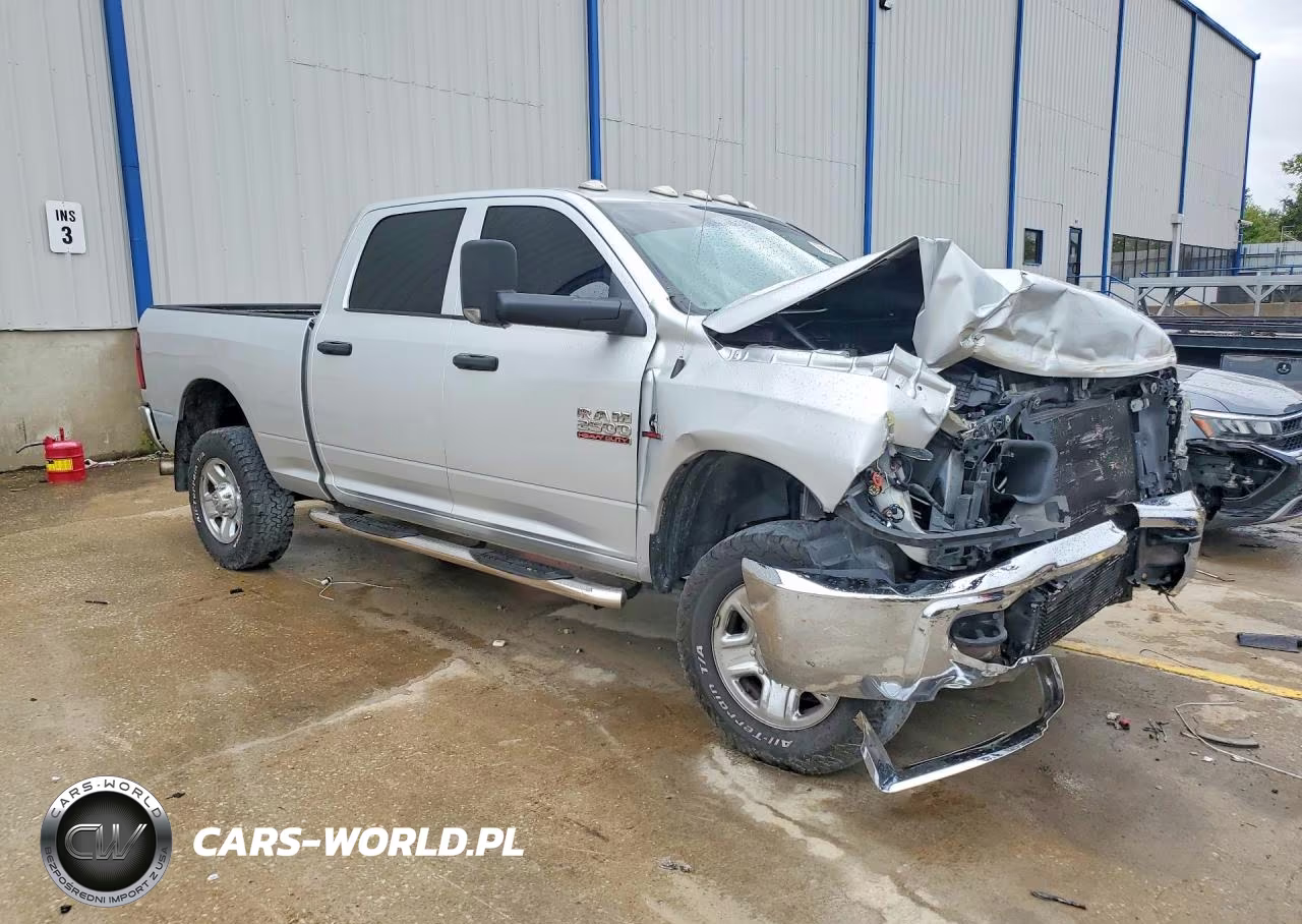 2018 Ram 2500 St VIN:3C6UR5CL3JG358143 - 4