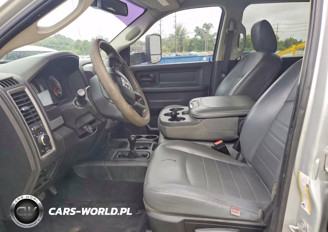 2018 Ram 2500 St VIN:3C6UR5CL3JG358143 - 7