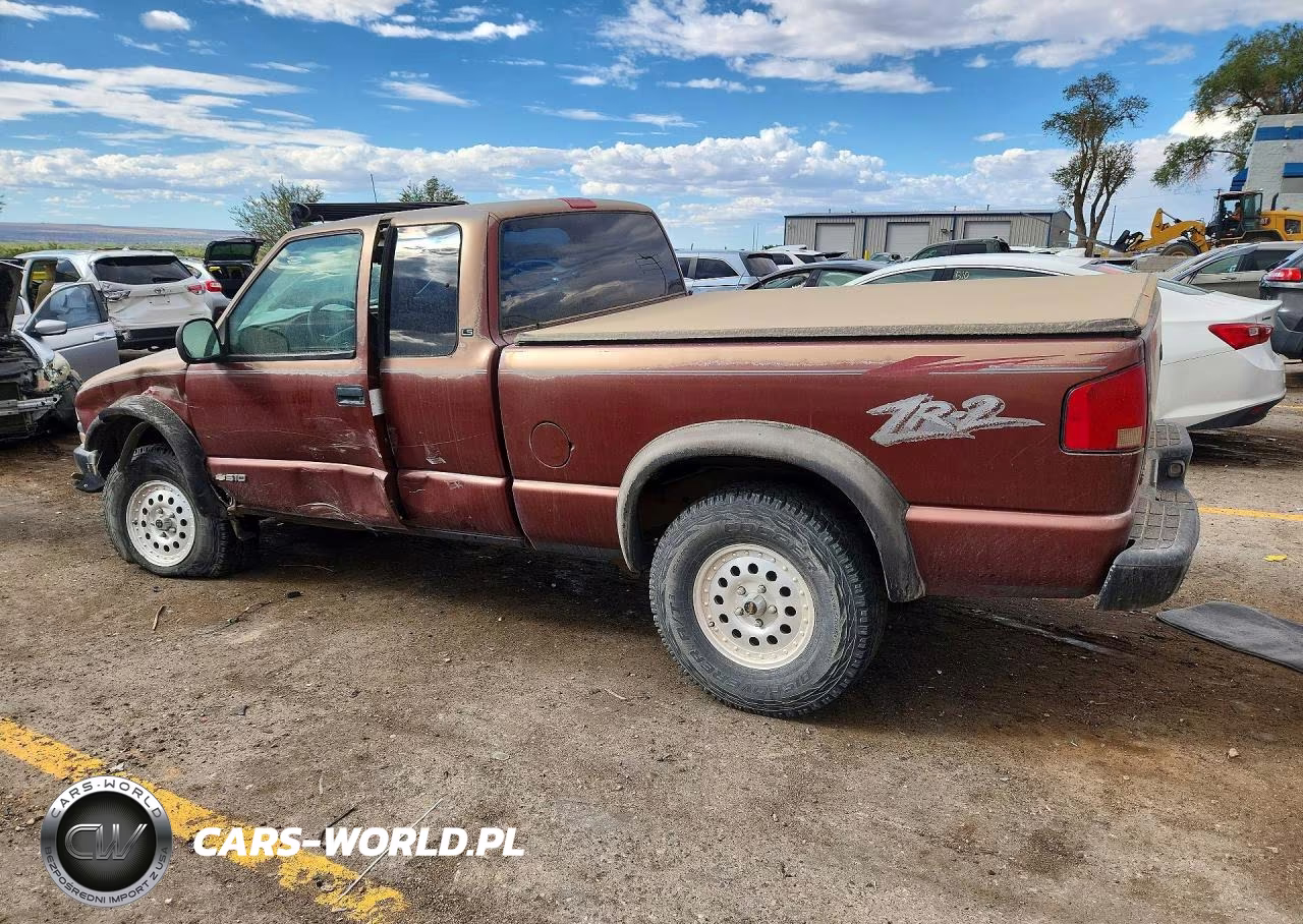 1998 Chevrolet S Truck S10 VIN:1GCCT19W8W8109883 - 2