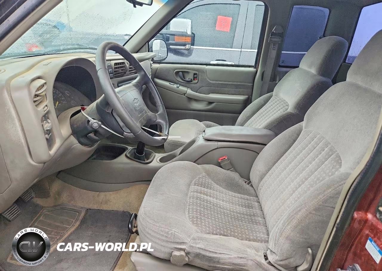 1998 Chevrolet S Truck S10 VIN:1GCCT19W8W8109883 - 7