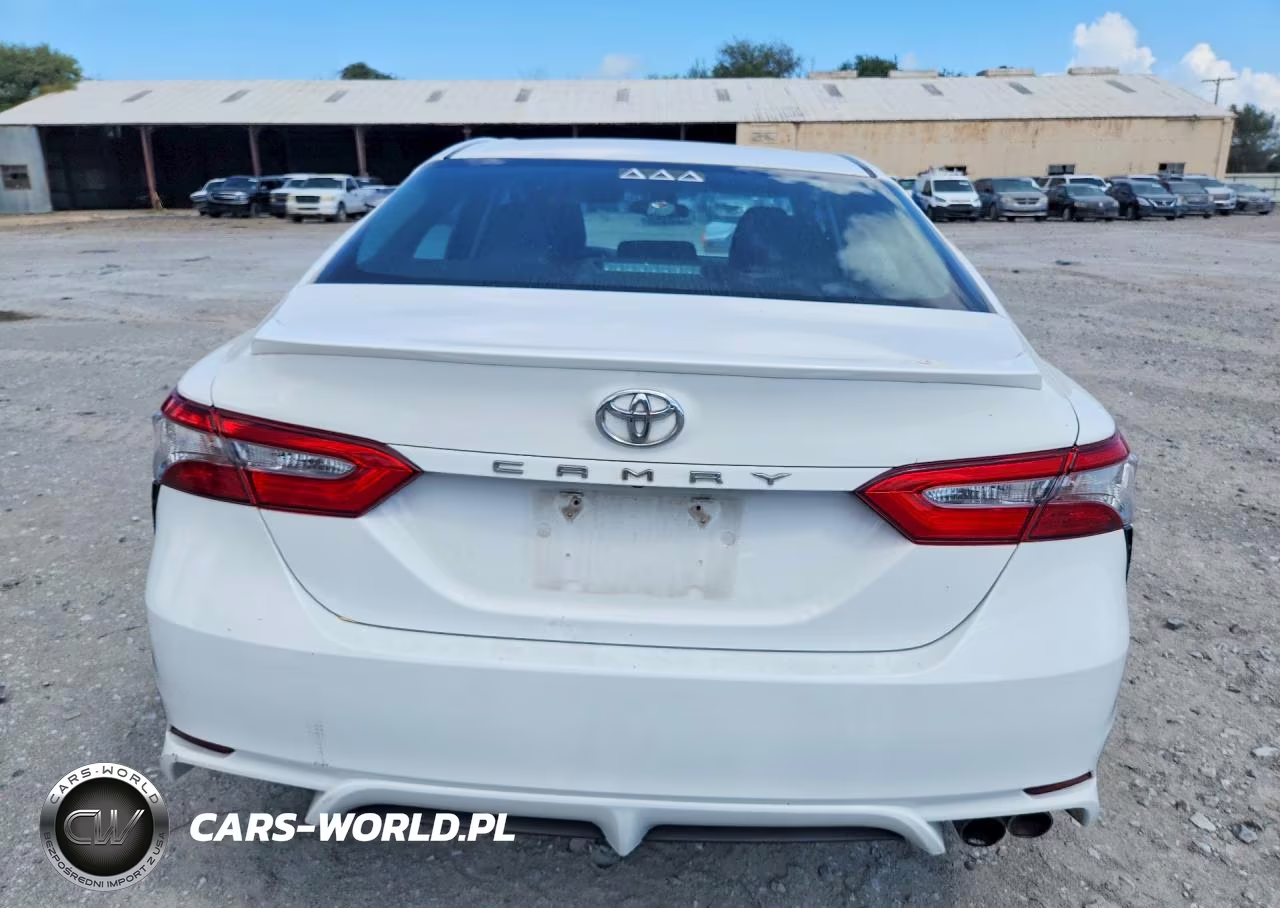 2018 Toyota Camry Se VIN:4T1B11HK2JU050115 - 6