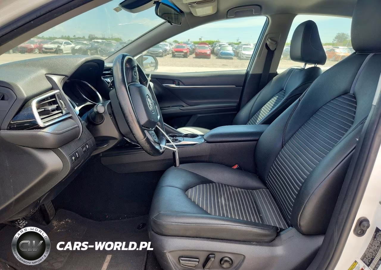 2018 Toyota Camry Se VIN:4T1B11HK2JU050115 - 7