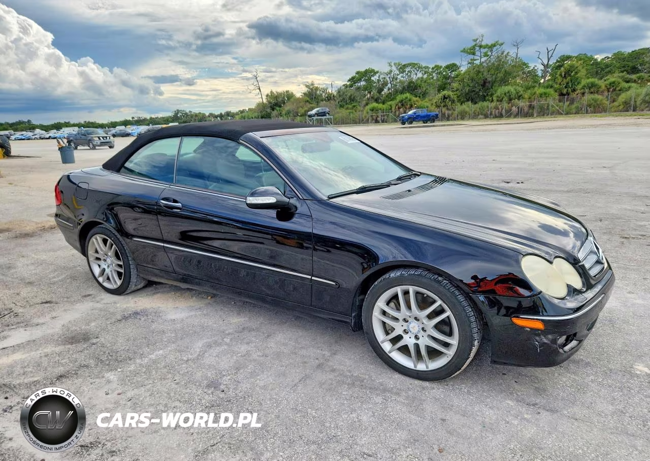 2009 Mercedes-Benz Clk 350 VIN:WDBTK56F69T107693 - 4