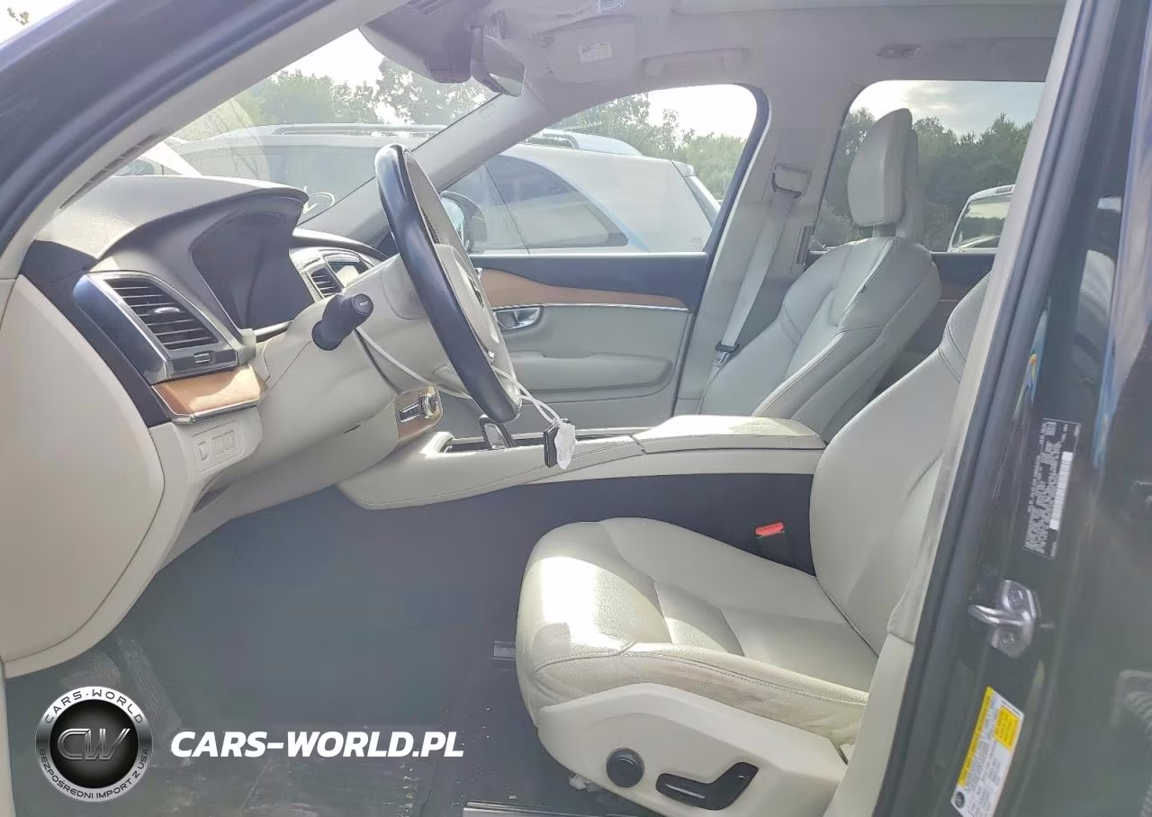 2021 Volvo Xc90 T8 Recharge Momentum VIN:YV4BR00K2M1693067 - 7