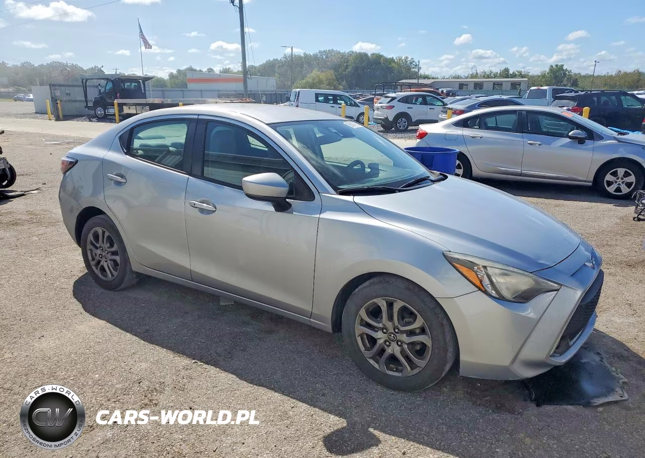 2019 Toyota Yaris Le VIN:3MYDLBYV5KY515686 - 4