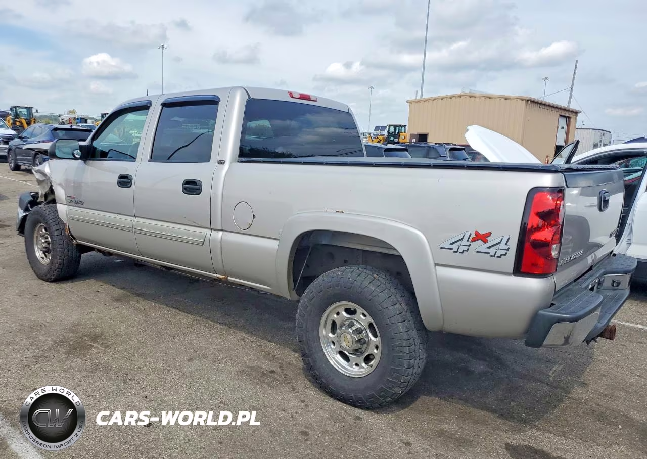 2005 Chevrolet Silverado K2500 Heavy Duty VIN:1GCHK232X5F840295 - 2