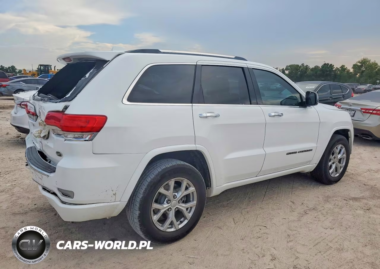 2018 Jeep Grand Cherokee Overland VIN:1C4RJECG2JC193374 - 3