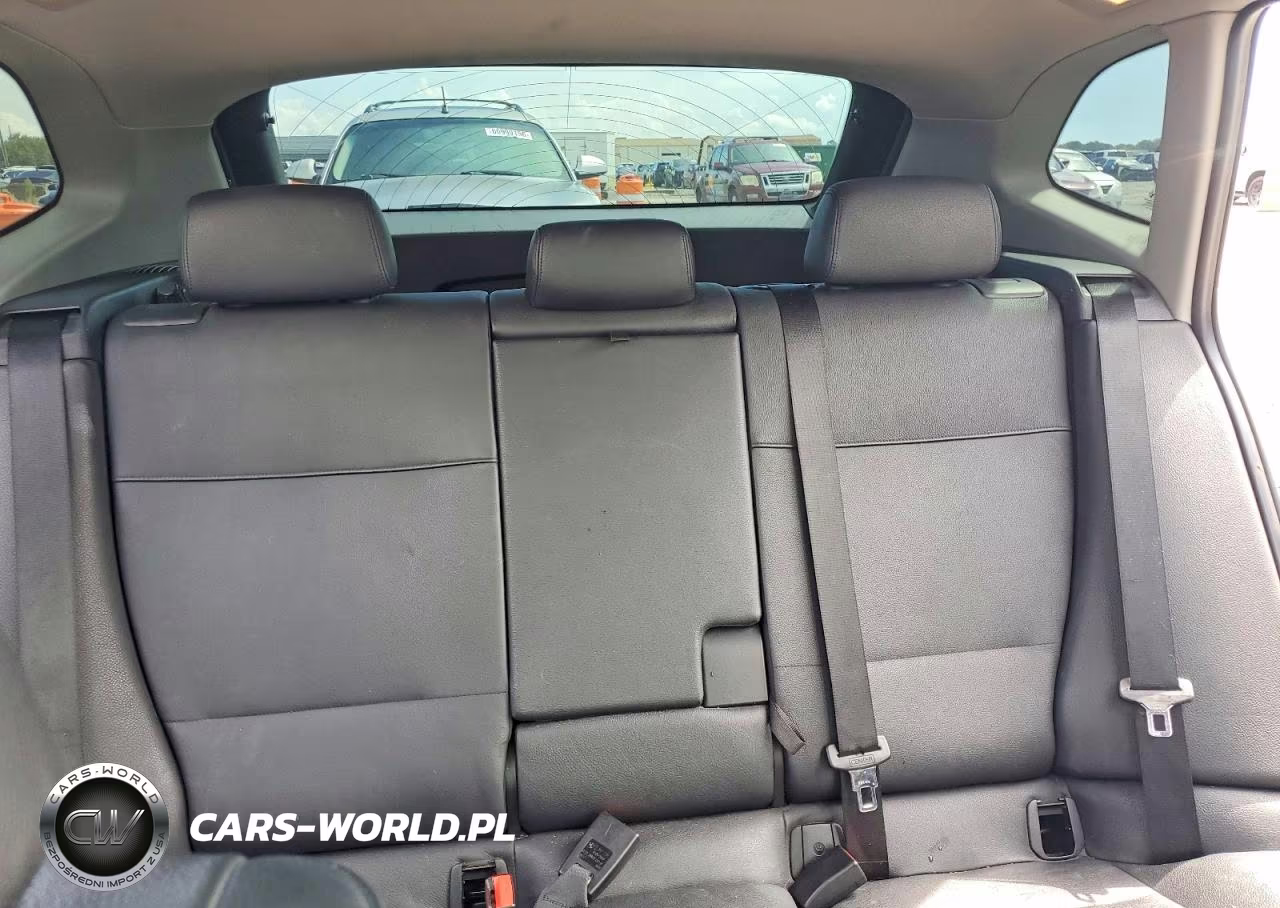 2013 BMW X1 xDrive35I VIN:WBAVM5C52DVV90934 - 10