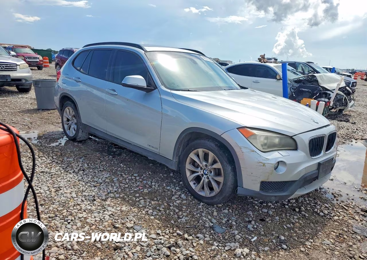 2013 BMW X1 xDrive35I VIN:WBAVM5C52DVV90934 - 4