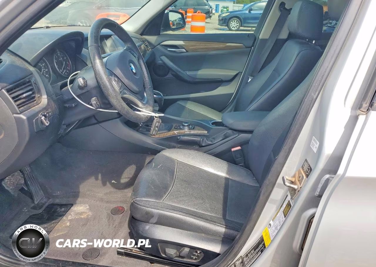 2013 BMW X1 xDrive35I VIN:WBAVM5C52DVV90934 - 7