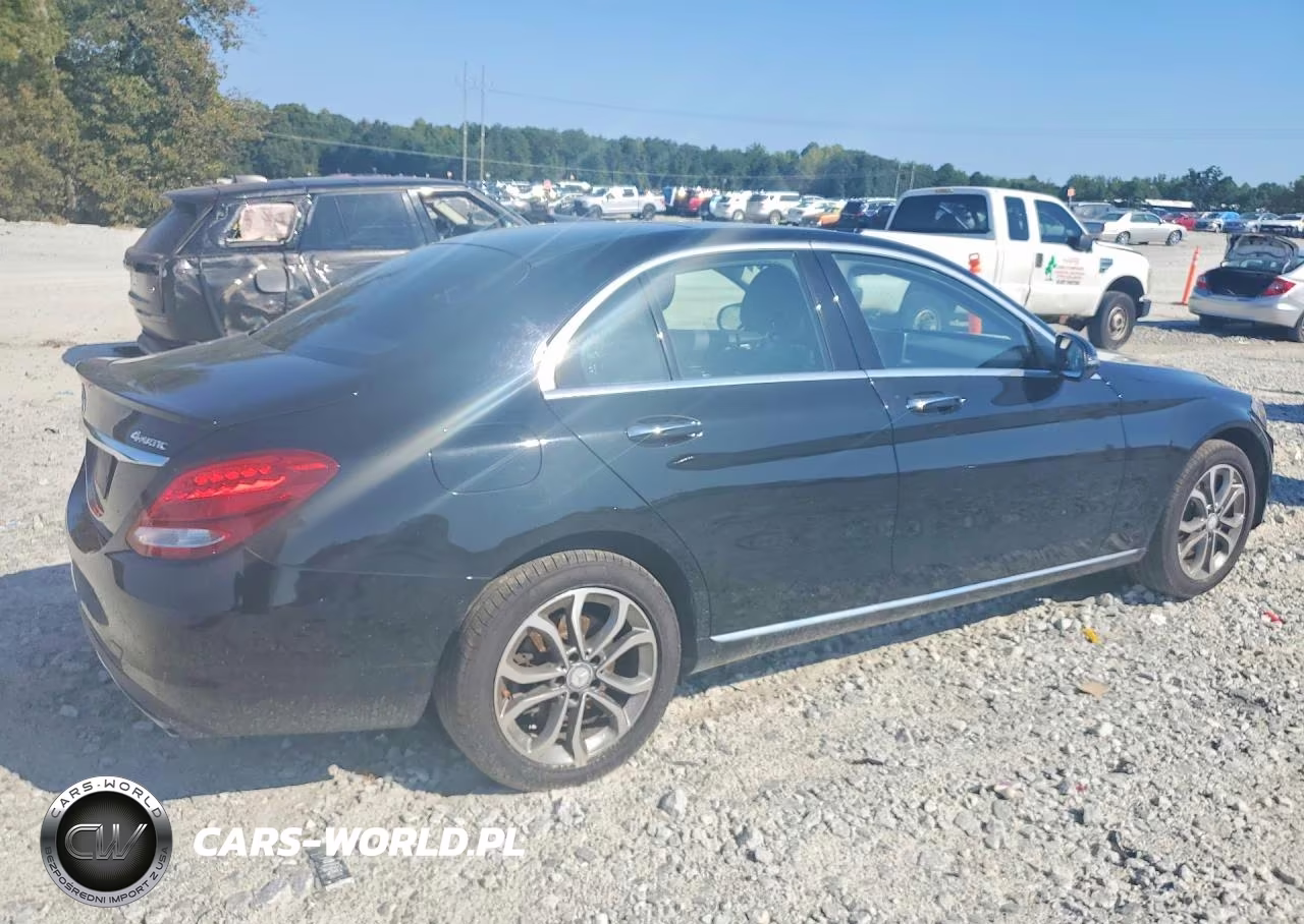 2016 Mercedes-Benz C 300 4Matic VIN:55SWF4KB4GU134695 - 3