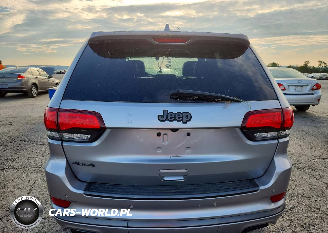 2018 Jeep Grand Cherokee Overland VIN:1C4RJFCG5JC343242 - 6