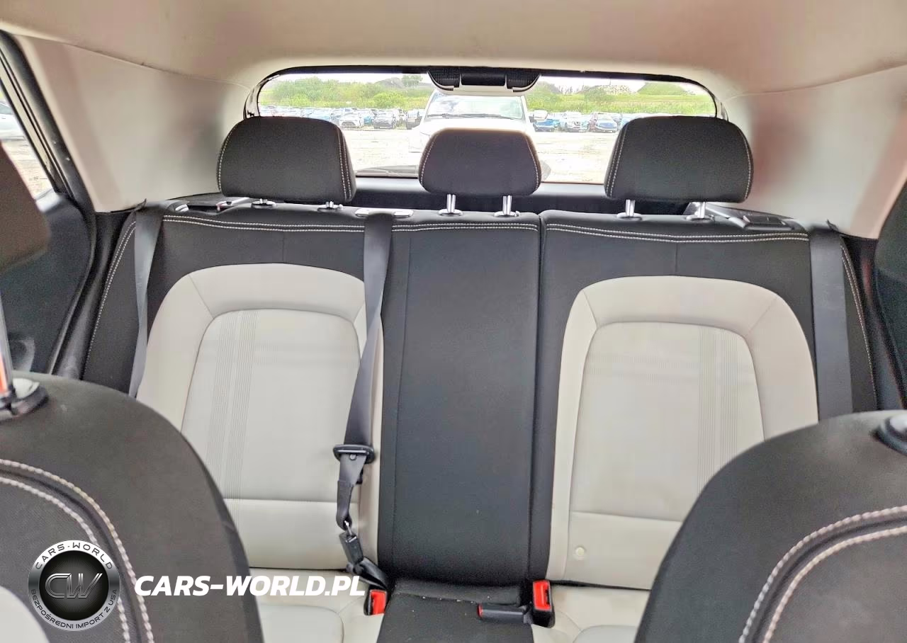 2021 Hyundai Venue Sel VIN:KMHRC8A36MU118912 - 10