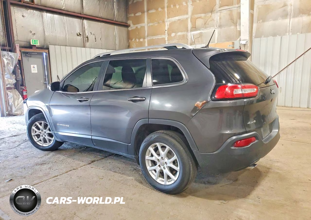 2015 Jeep Cherokee Latitude VIN:1C4PJMCB6FW738956 - 2