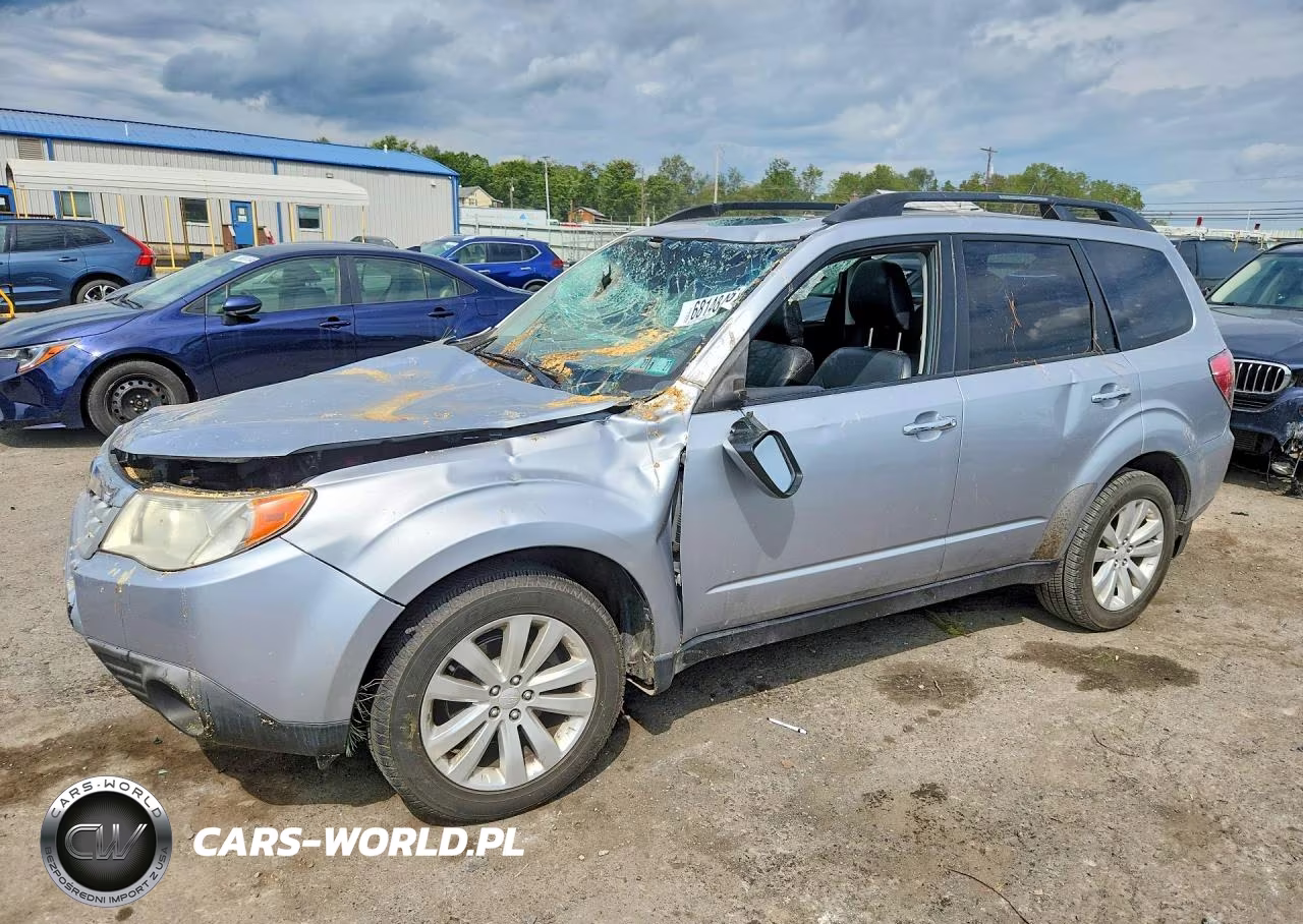 2013 Subaru Forester Limited VIN:JF2SHAEC3DH446260 - 1