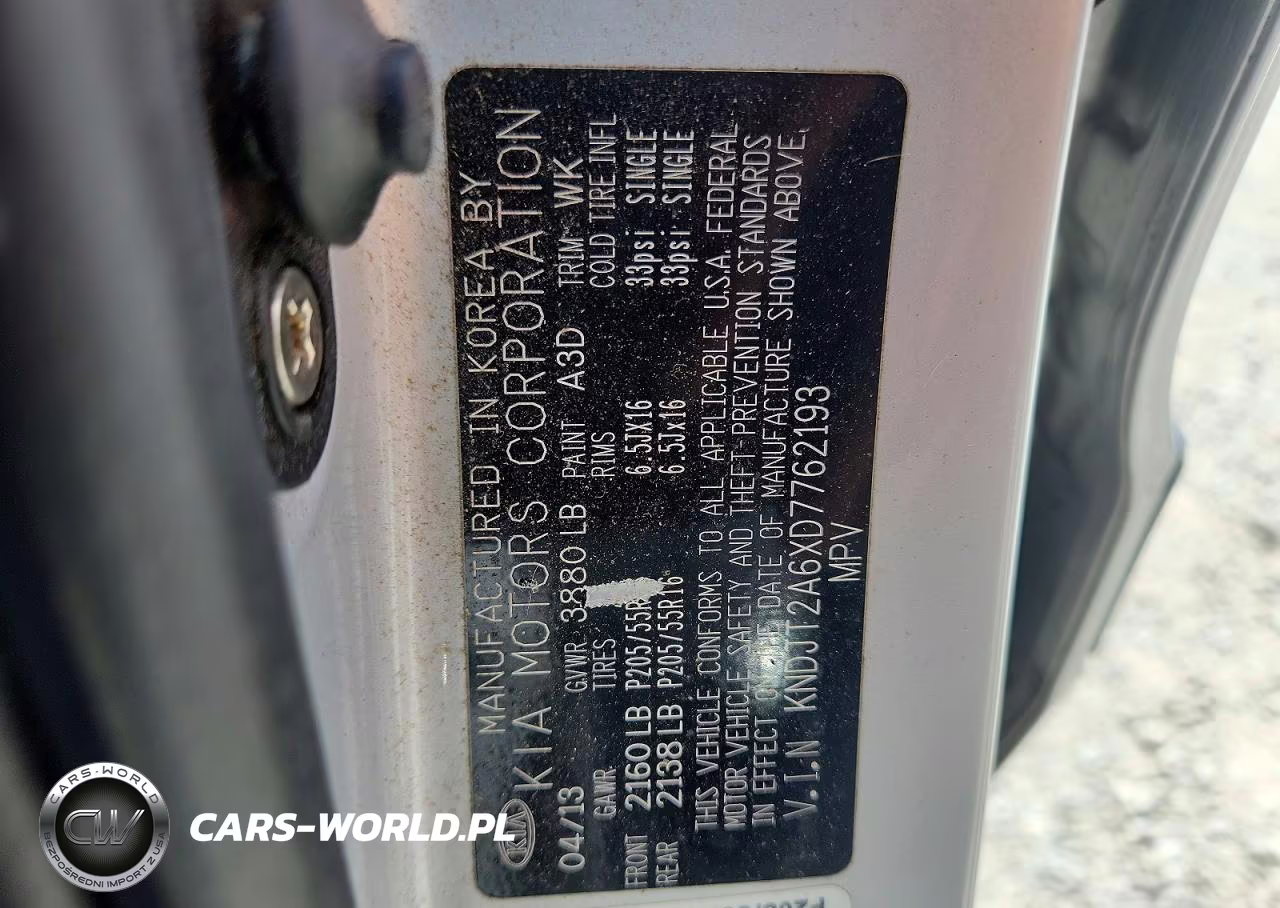 2013 Kia Soul + VIN:KNDJT2A6XD7762193 - 12