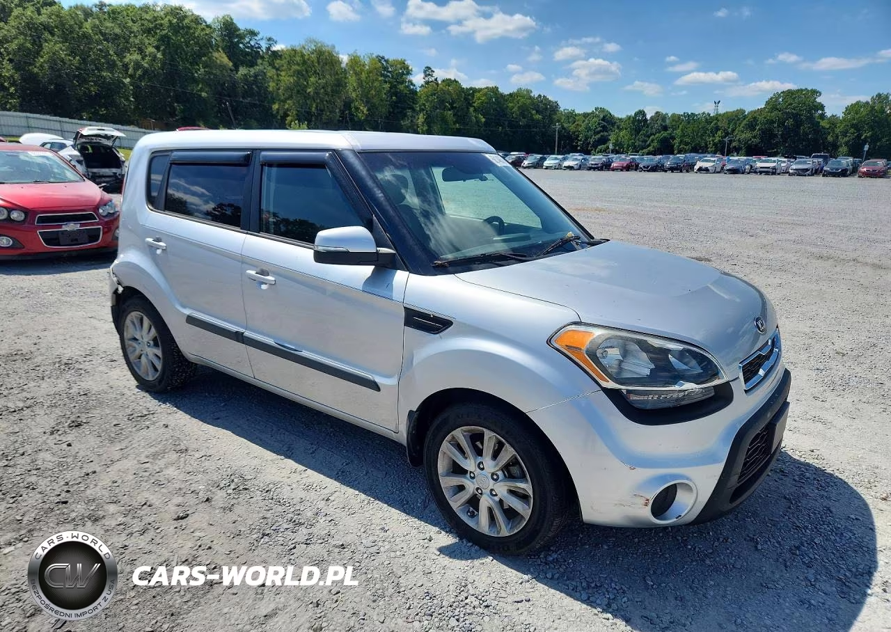 2013 Kia Soul + VIN:KNDJT2A6XD7762193 - 4
