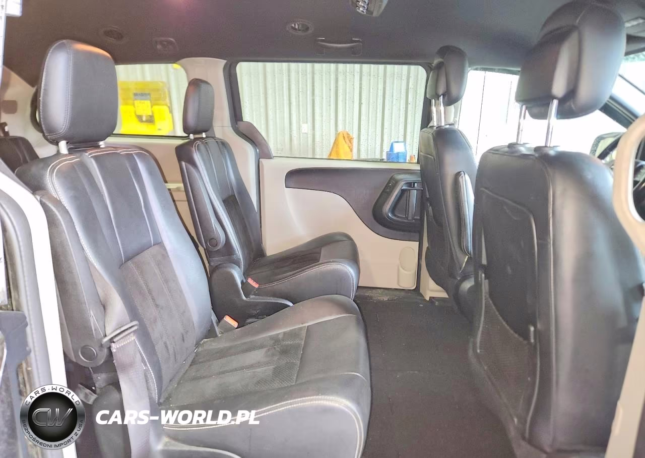 2018 Dodge Grand Caravan Sxt VIN:2C4RDGCG2JR299138 - 11