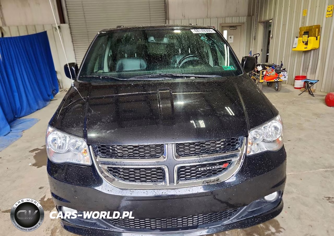 2018 Dodge Grand Caravan Sxt VIN:2C4RDGCG2JR299138 - 5
