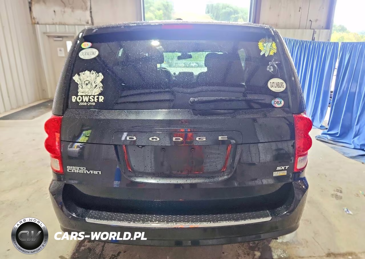 2018 Dodge Grand Caravan Sxt VIN:2C4RDGCG2JR299138 - 6