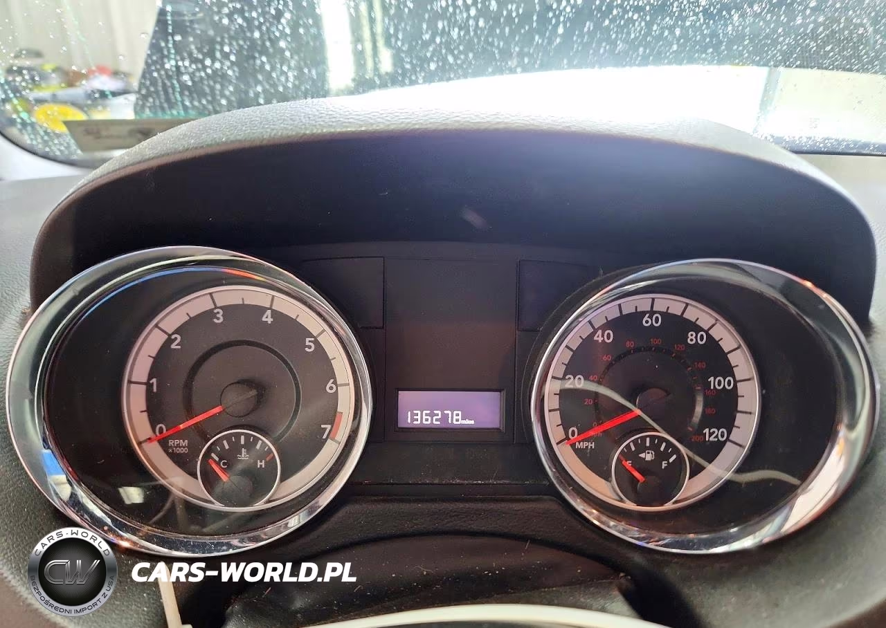 2018 Dodge Grand Caravan Sxt VIN:2C4RDGCG2JR299138 - 9