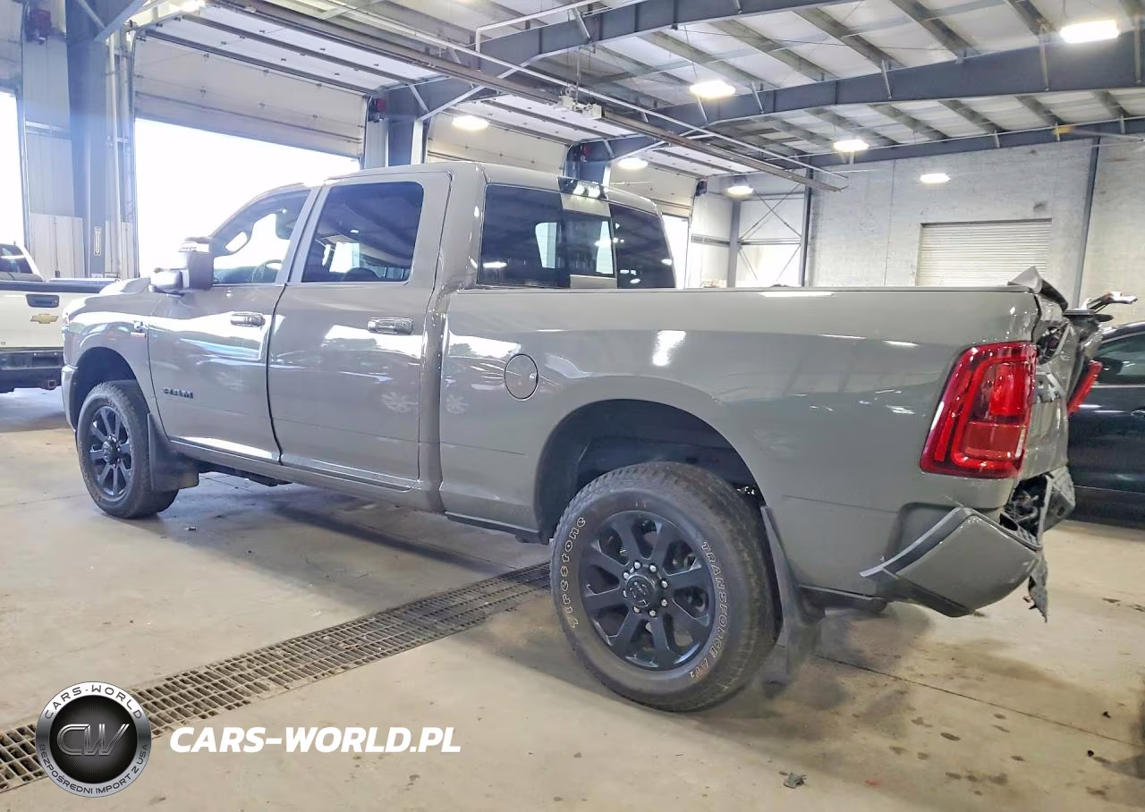 2025 Ram 2500 Laramie VIN:3C63R5FL5SG585696 - 2