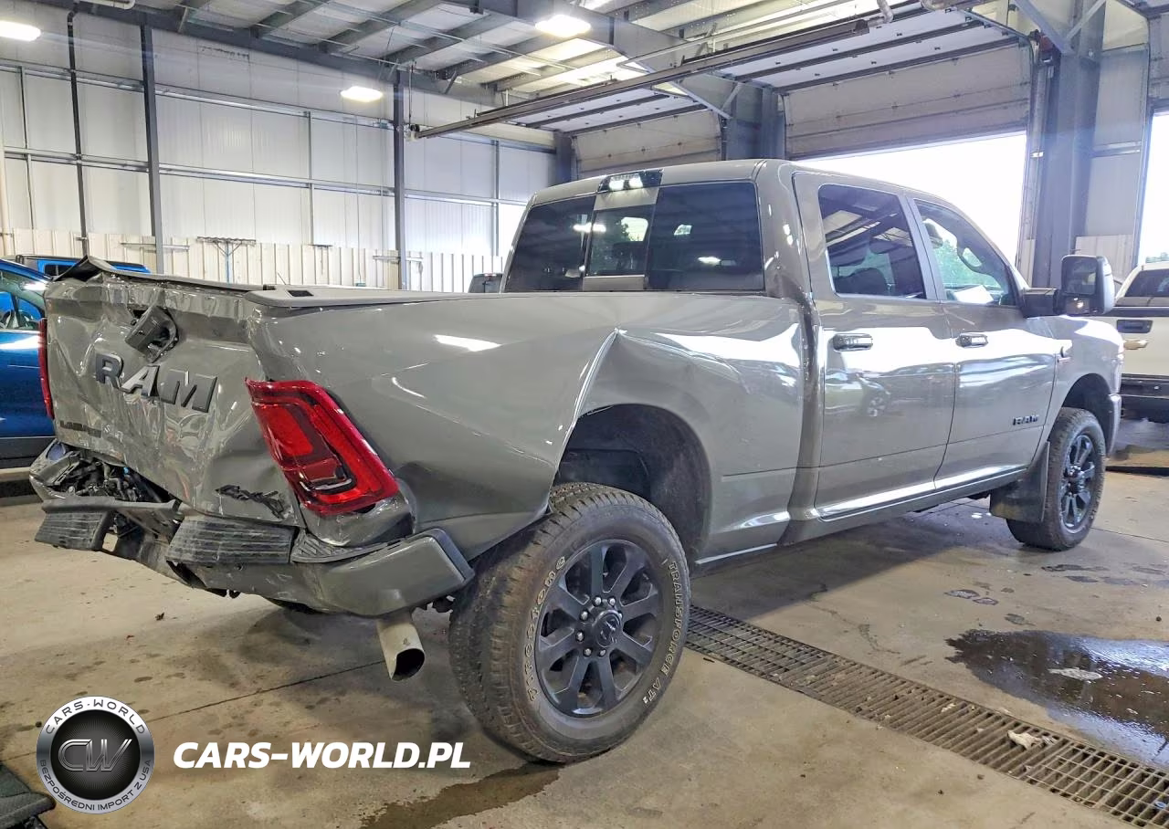 2025 Ram 2500 Laramie VIN:3C63R5FL5SG585696 - 3
