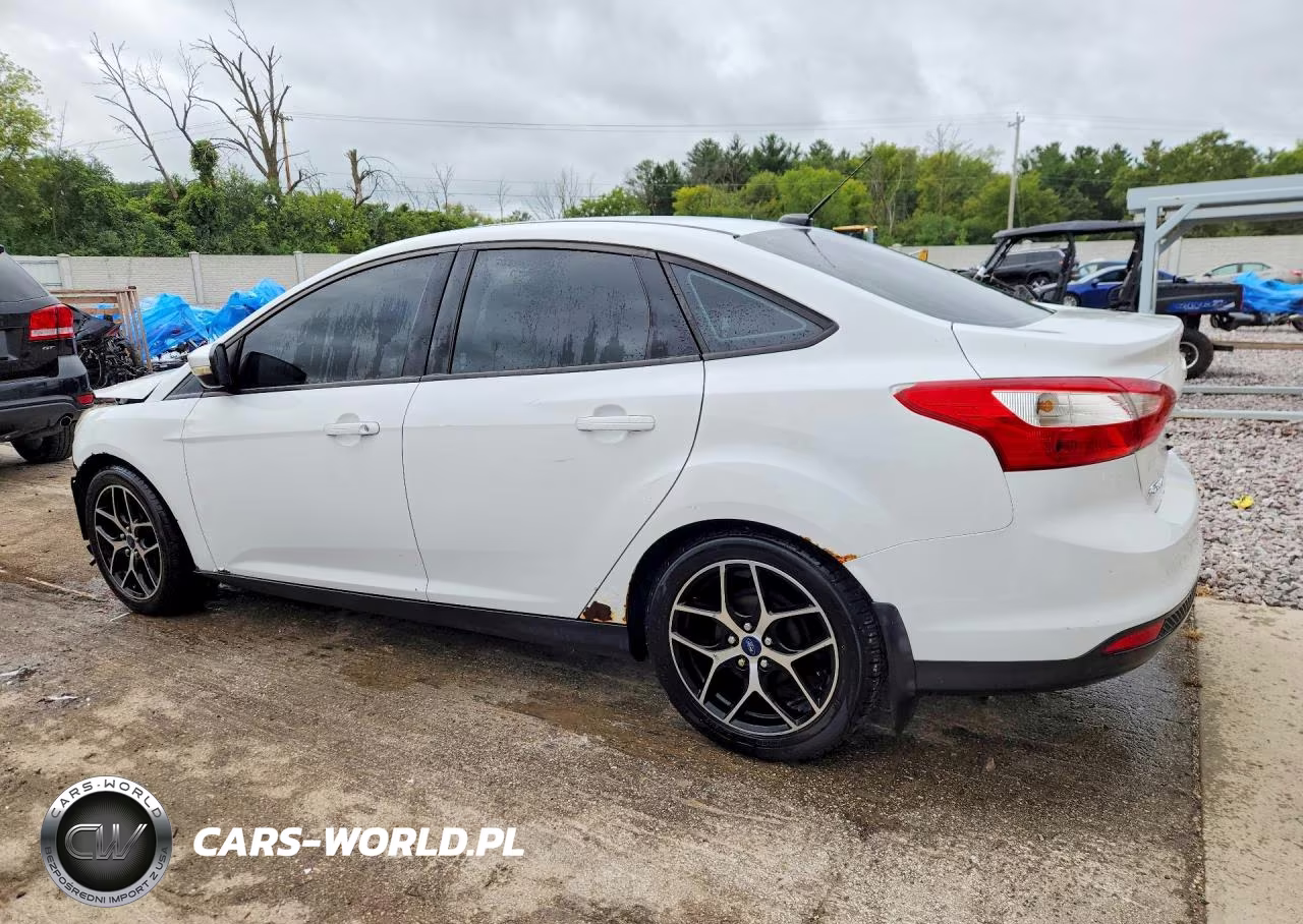 2014 Ford Focus Se VIN:1FADP3F26EL335086 - 2