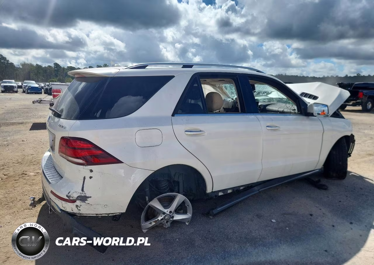 2016 Mercedes-Benz Gle 350 4Matic VIN:4JGDA5HB7GA800859 - 3
