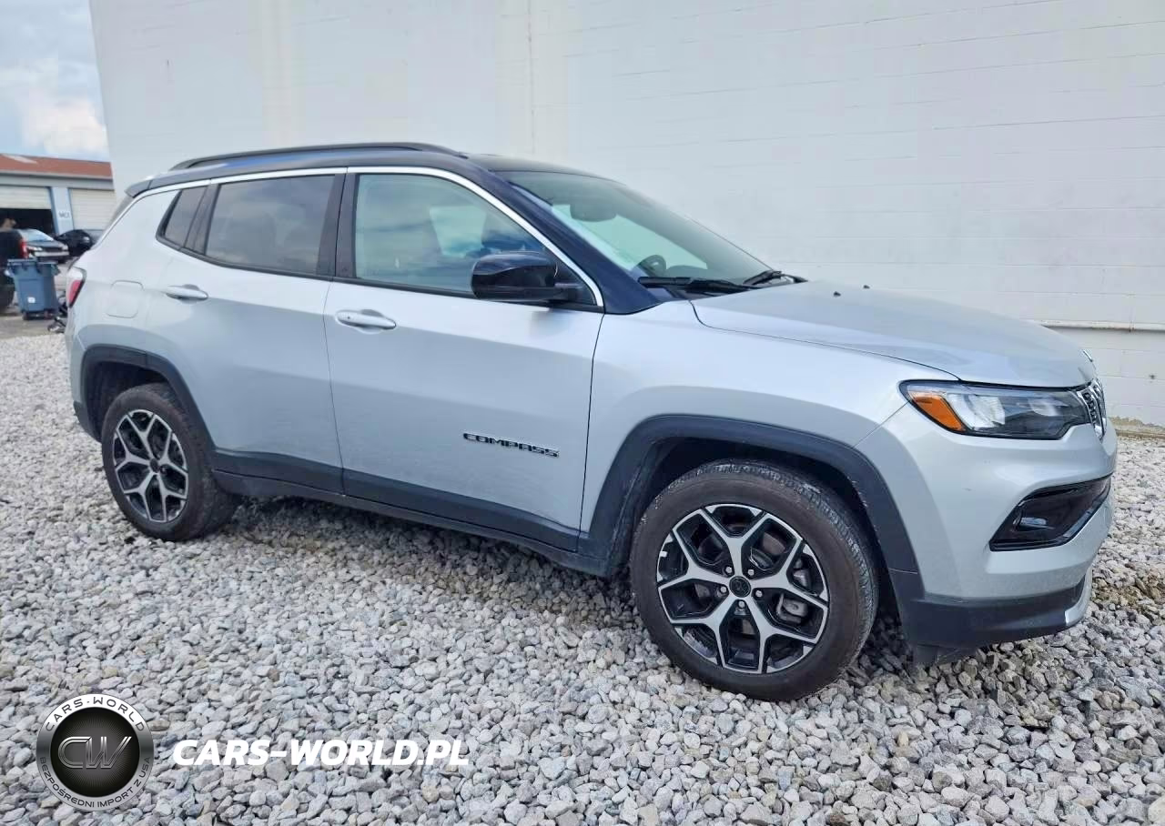 2025 Jeep Compass Limited VIN:3C4NJDCN2ST623403 - 4