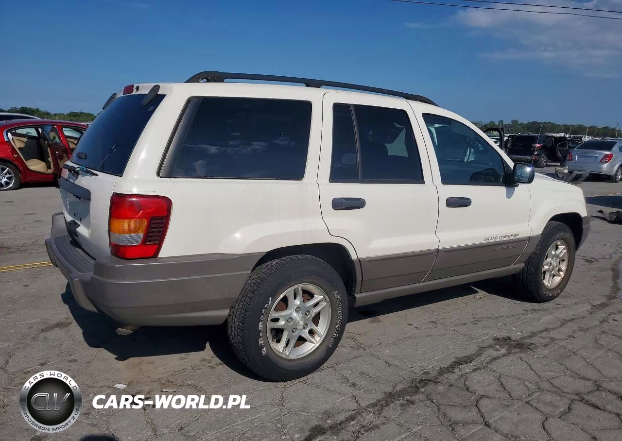 2004 Jeep Grand Cherokee Laredo VIN:1J4GW48S84C325391 - 3