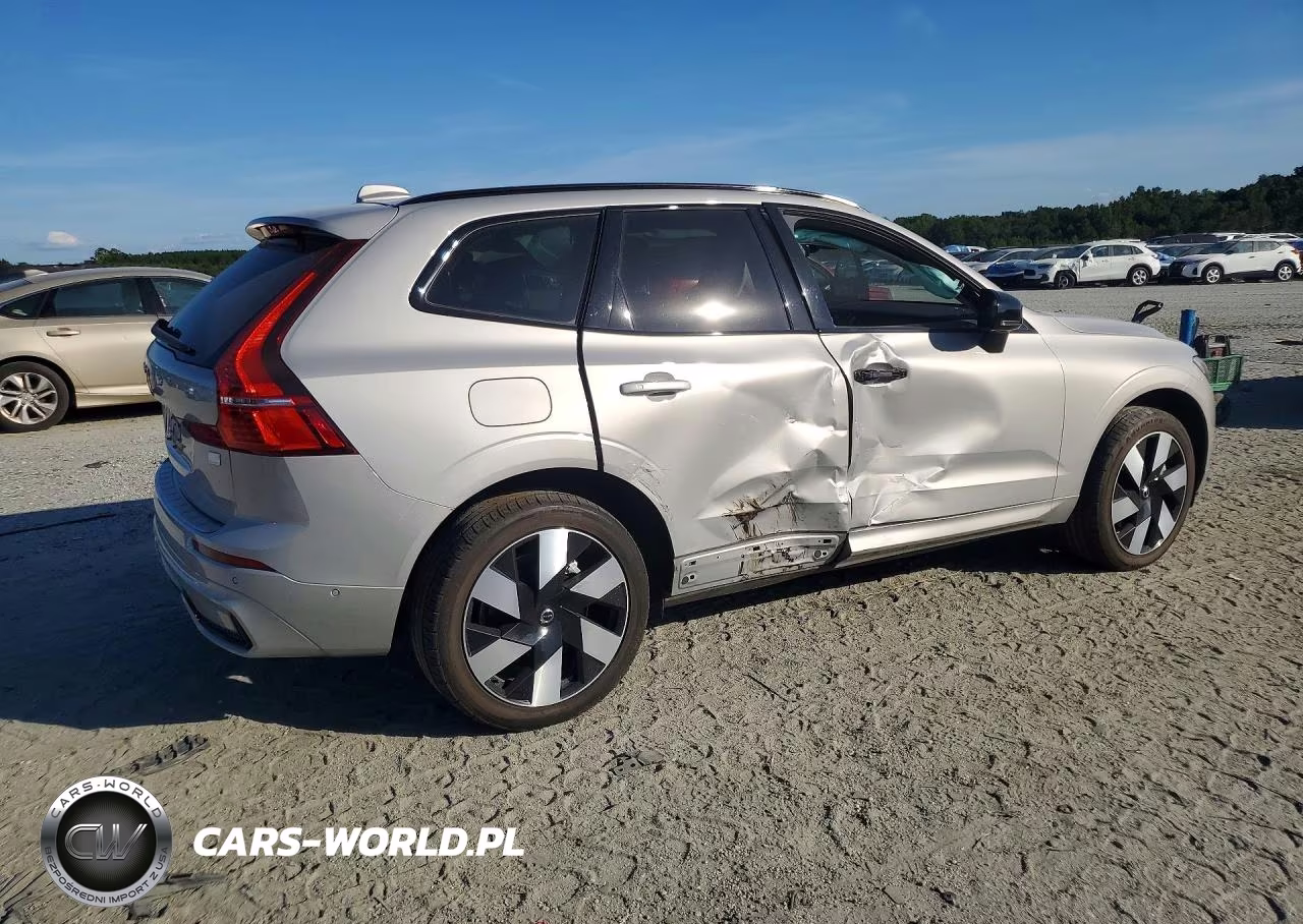 2024 Volvo Xc60 Plus VIN:YV4H60DL7R1767029 - 3