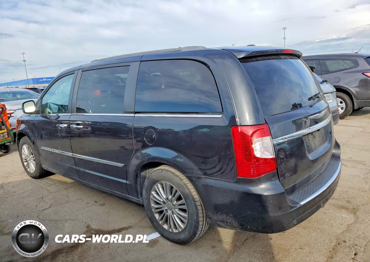 2015 Chrysler Town & Country Touring L VIN:2C4RC1CG5FR655640 - 2