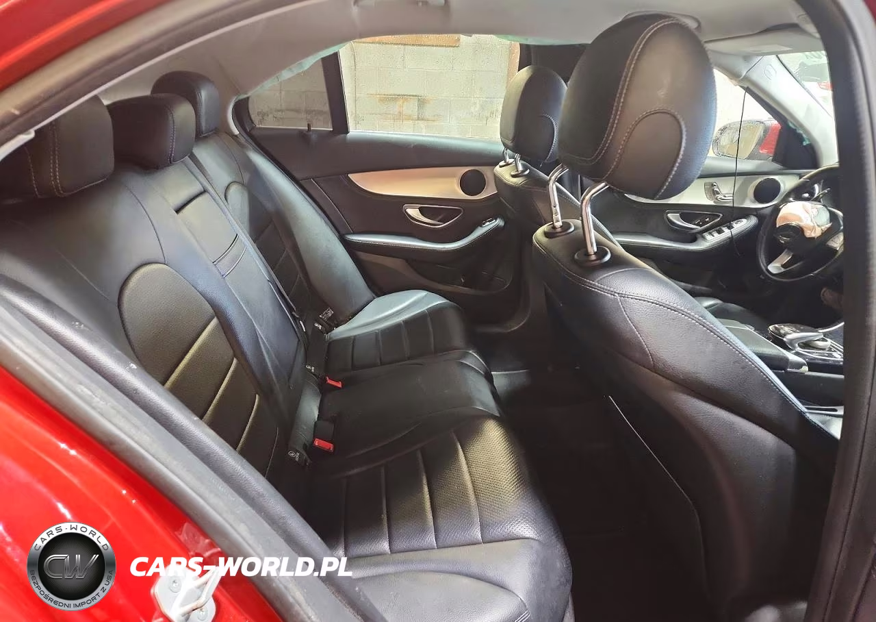 2016 Mercedes-Benz C 300 VIN:55SWF4JB0GU128684 - 10