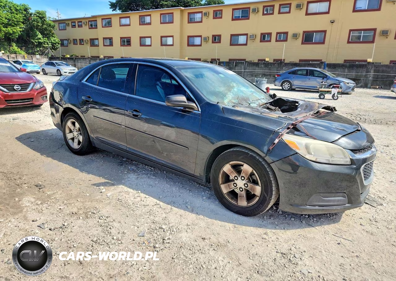 2014 Chevrolet Malibu Ls VIN:1G11B5SL3EF151172 - 4