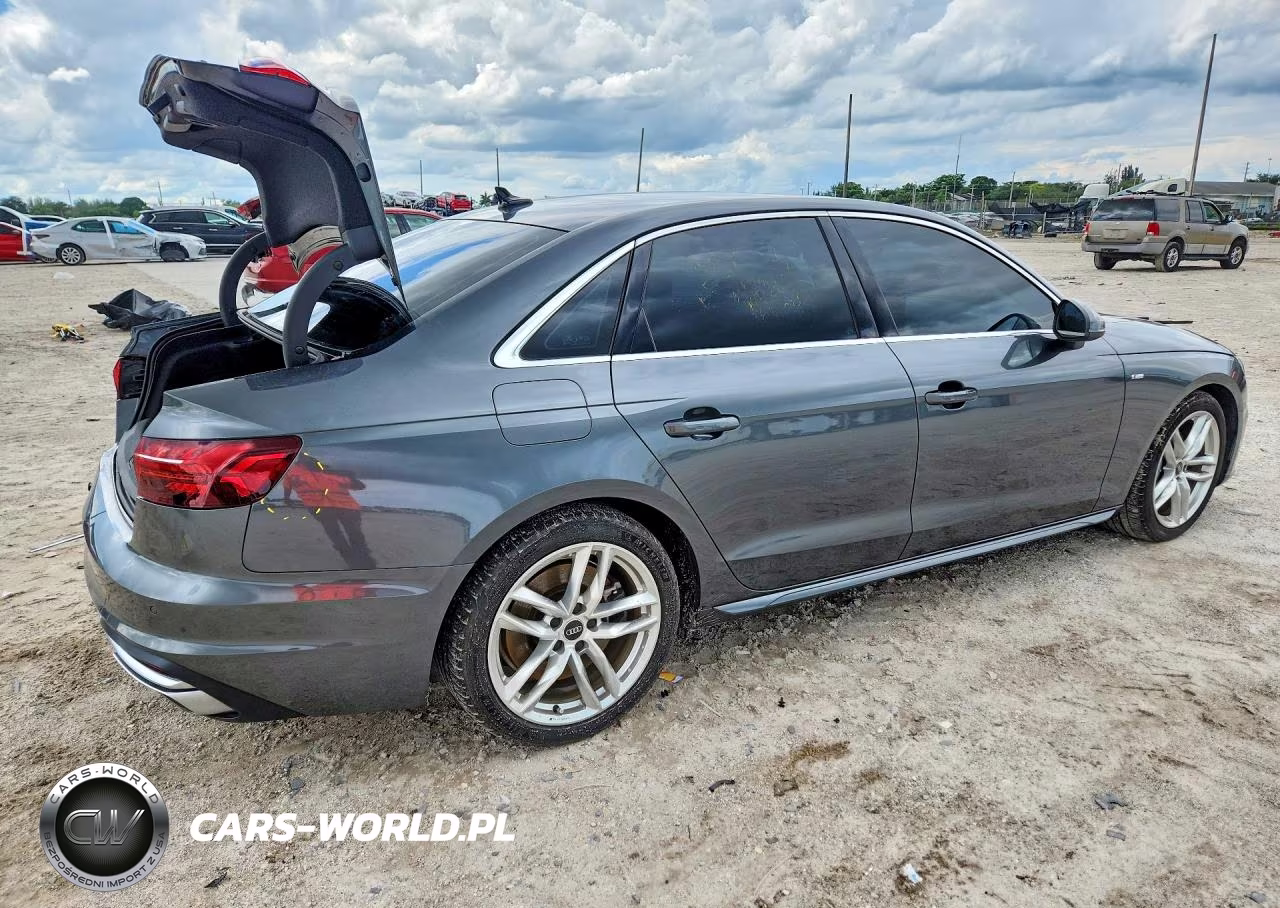 2021 Audi A4 Premium 45 VIN:WAUDAAF44MA040464 - 3