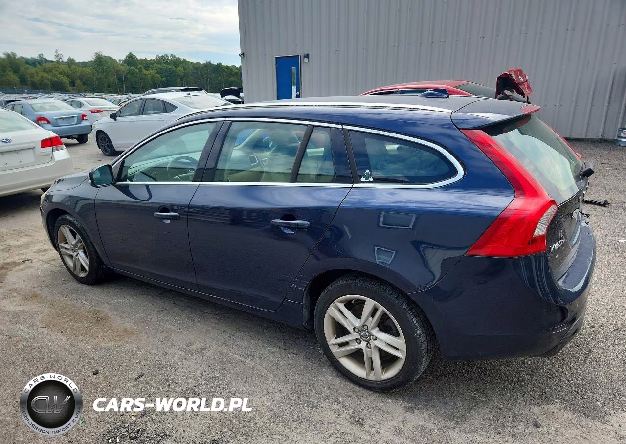 2015 Volvo V60 Premier VIN:YV1612SB8F1190984 - 2