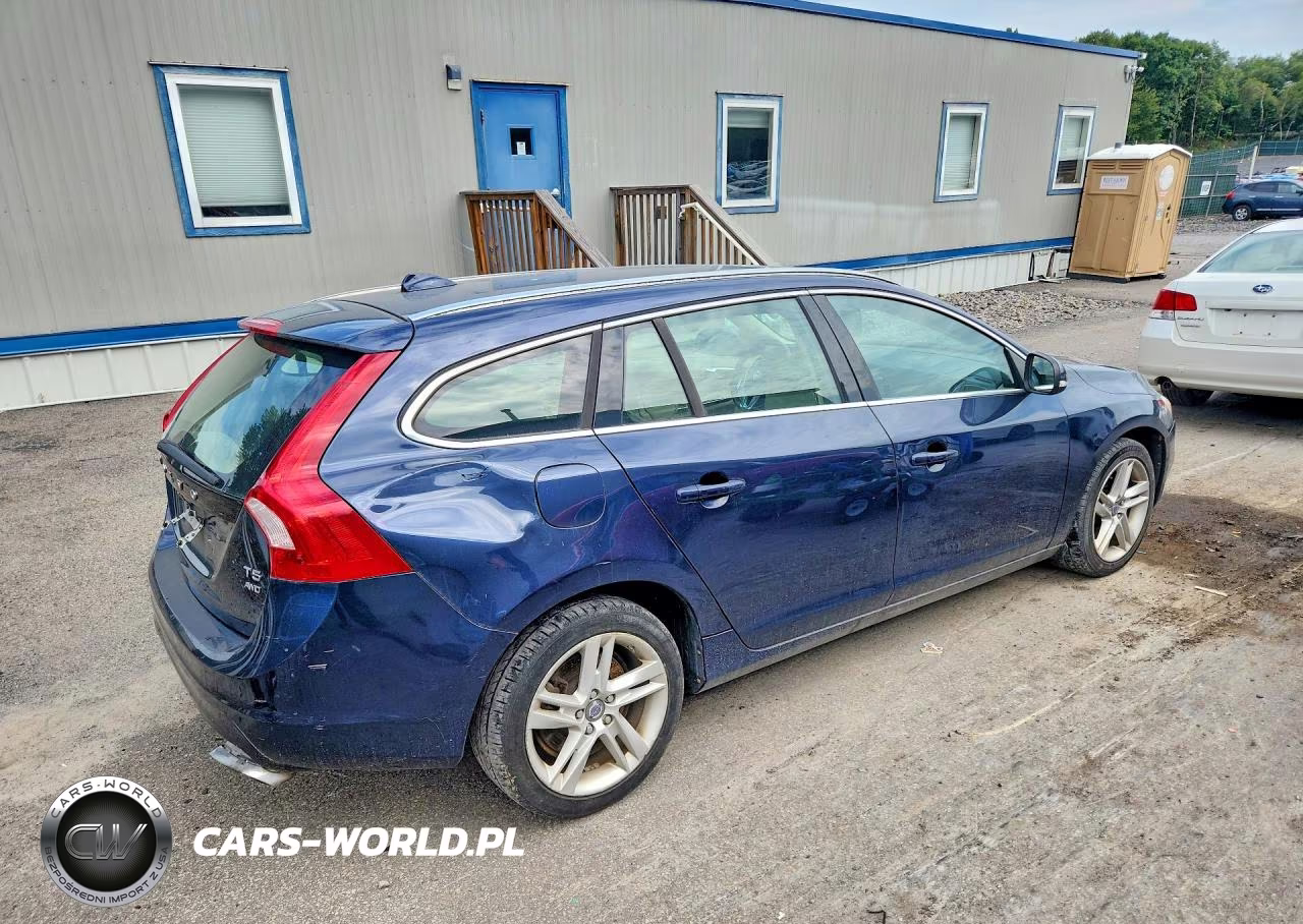 2015 Volvo V60 Premier VIN:YV1612SB8F1190984 - 3