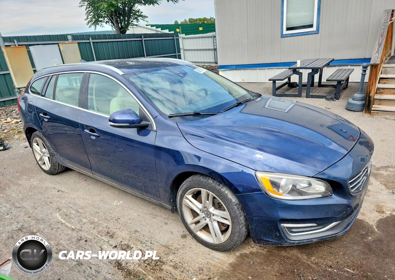 2015 Volvo V60 Premier VIN:YV1612SB8F1190984 - 4