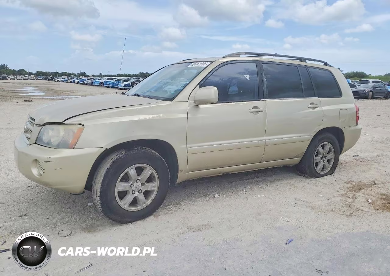 2001 Toyota Highlander Base