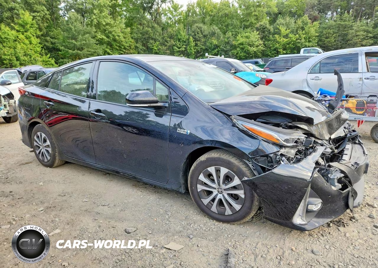 2020 Toyota Prius Prime Limited VIN:JTDKARFP8L3131033 - 4