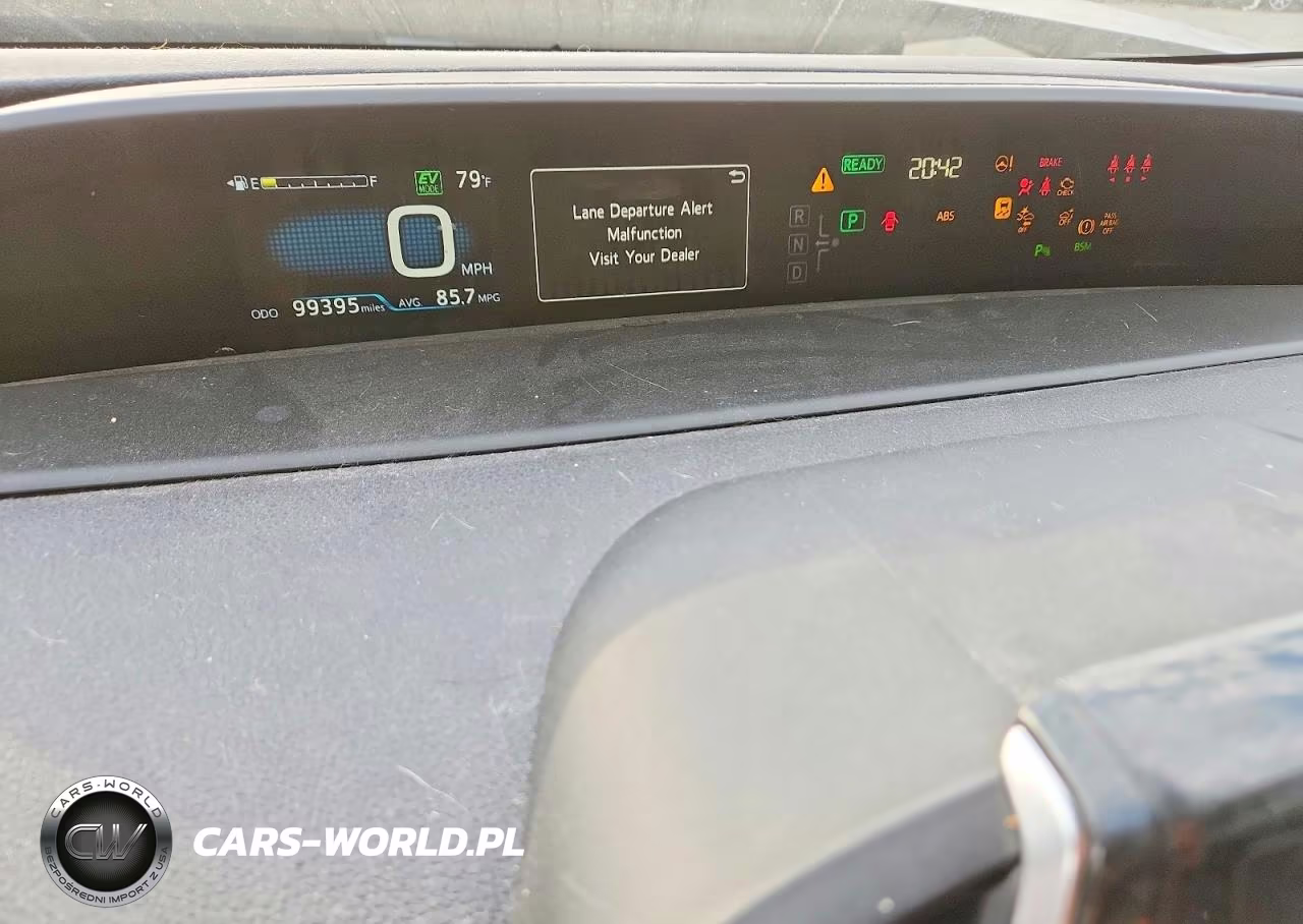 2020 Toyota Prius Prime Limited VIN:JTDKARFP8L3131033 - 9