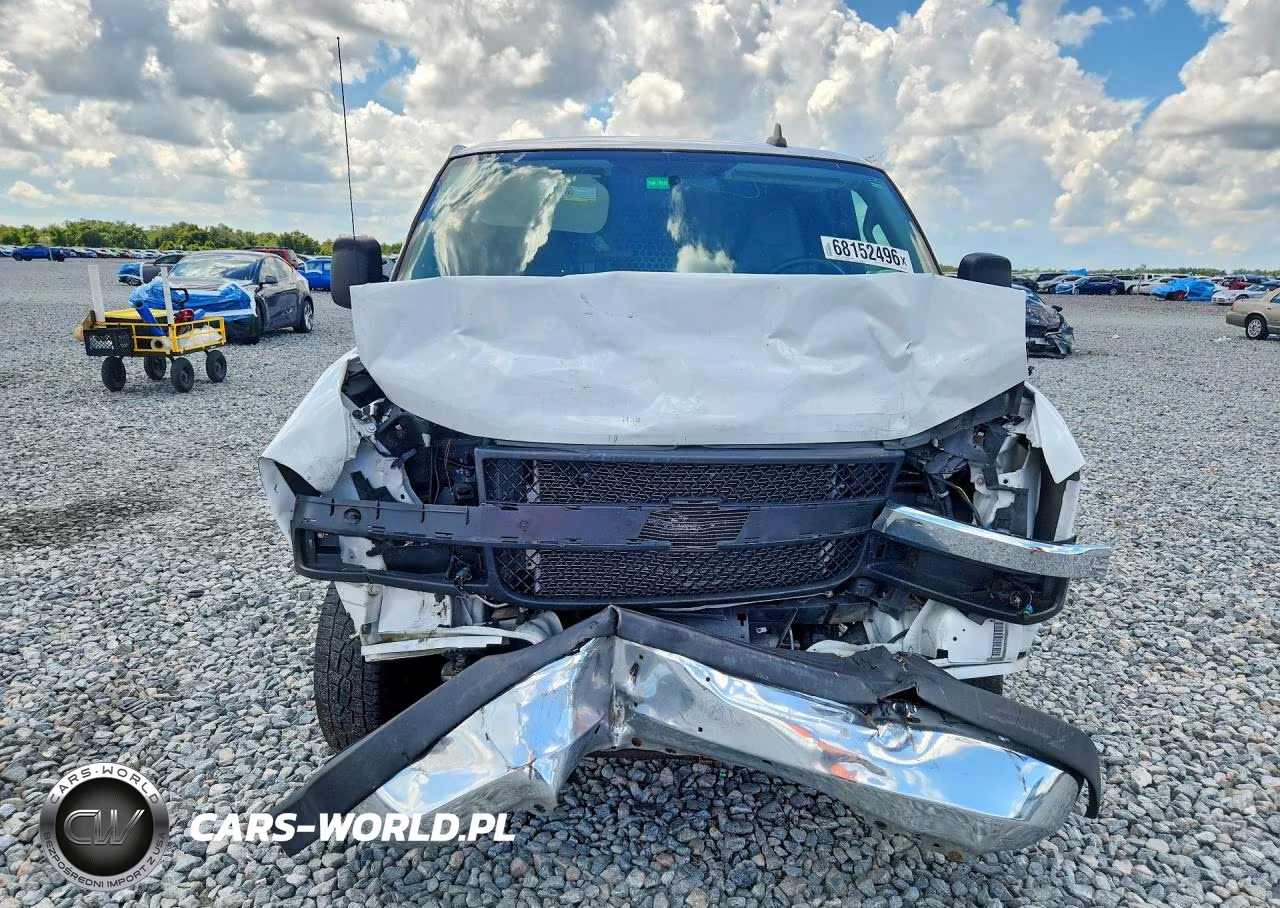2022 Chevrolet Express G2500 VIN:1GCWGBFP5N1292056 - 5
